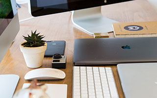 3匹黑马杀疯了！曼联力压四大冠军，阿森纳露出冠军獠牙